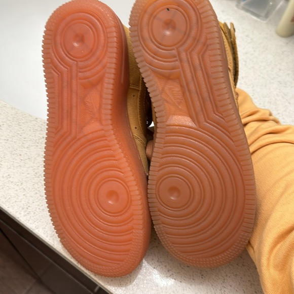 NIKE Air Force 1 High LV8 3 Sneakers - Picture 5 of 6